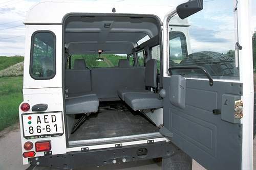 Land Rover Defender