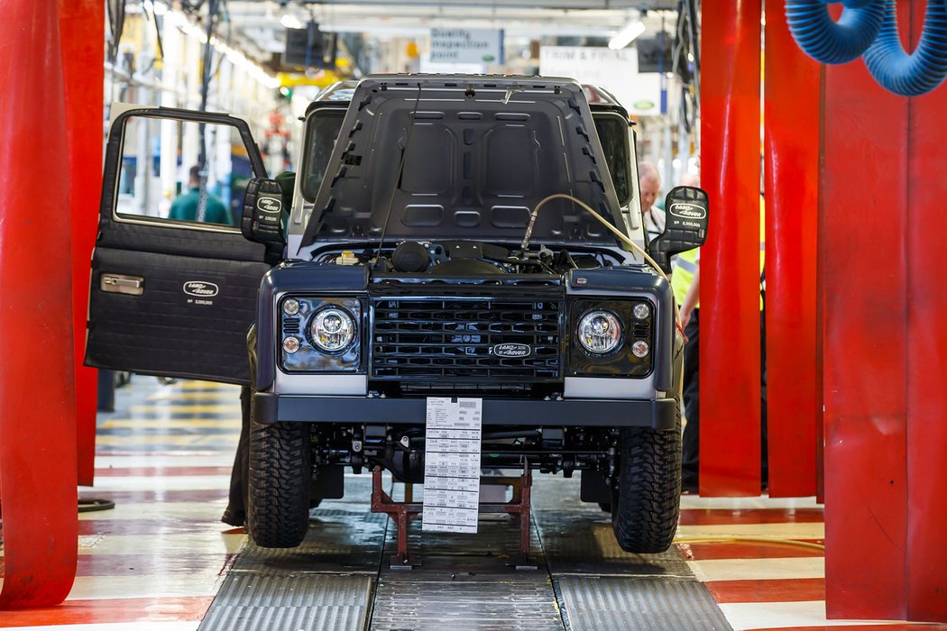 Land Rover Defender