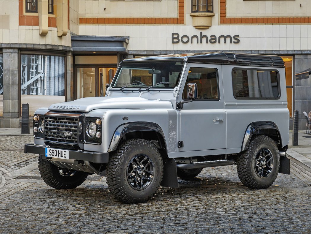 Land Rover Defender