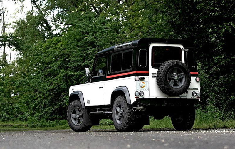 Land Rover Defender