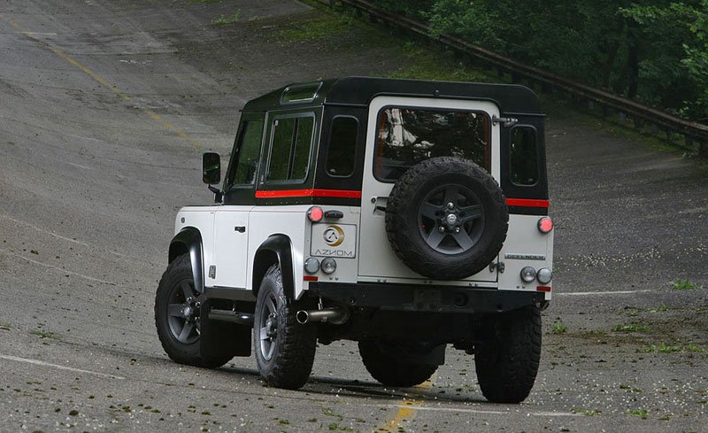 Land Rover Defender