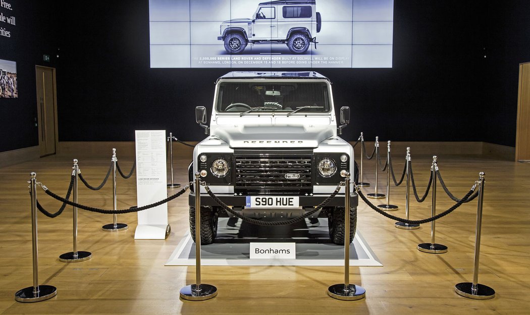 Land Rover Defender