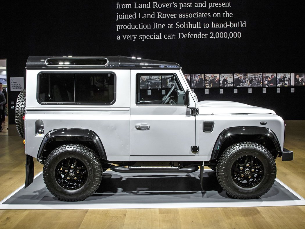 Land Rover Defender