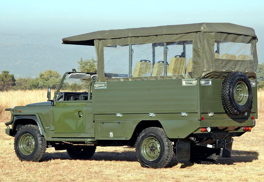 Land Rover Defender jako vyhlídkový autobus