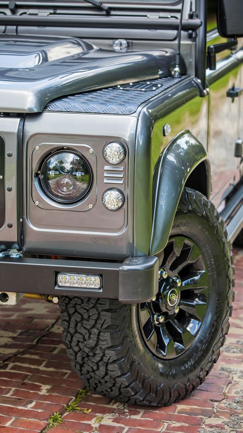 Land Rover Defender Project Kingsman