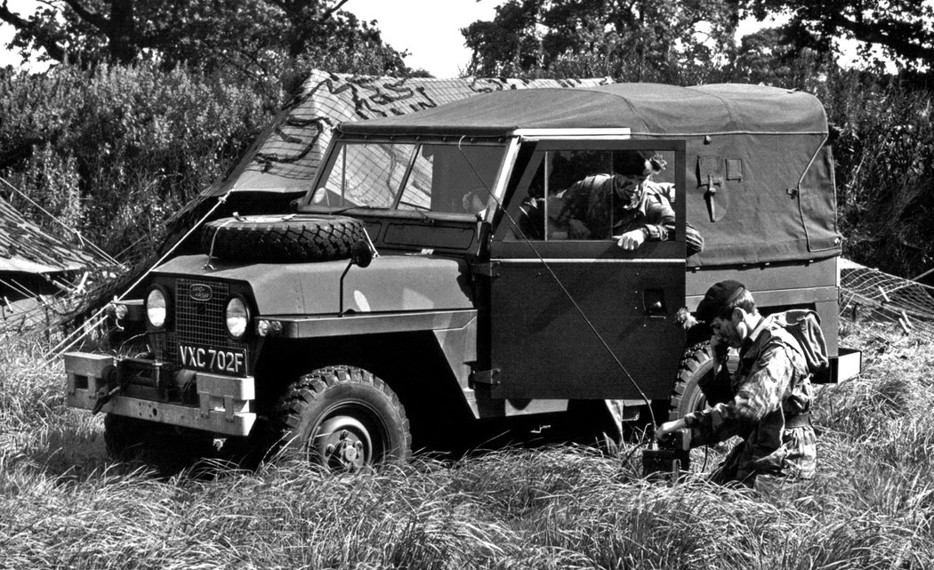 Land Rover Defender