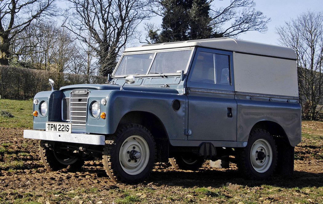 Land Rover Defender