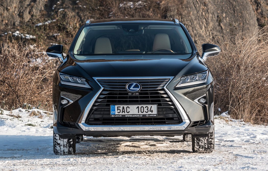 suv lexus hybrid testy