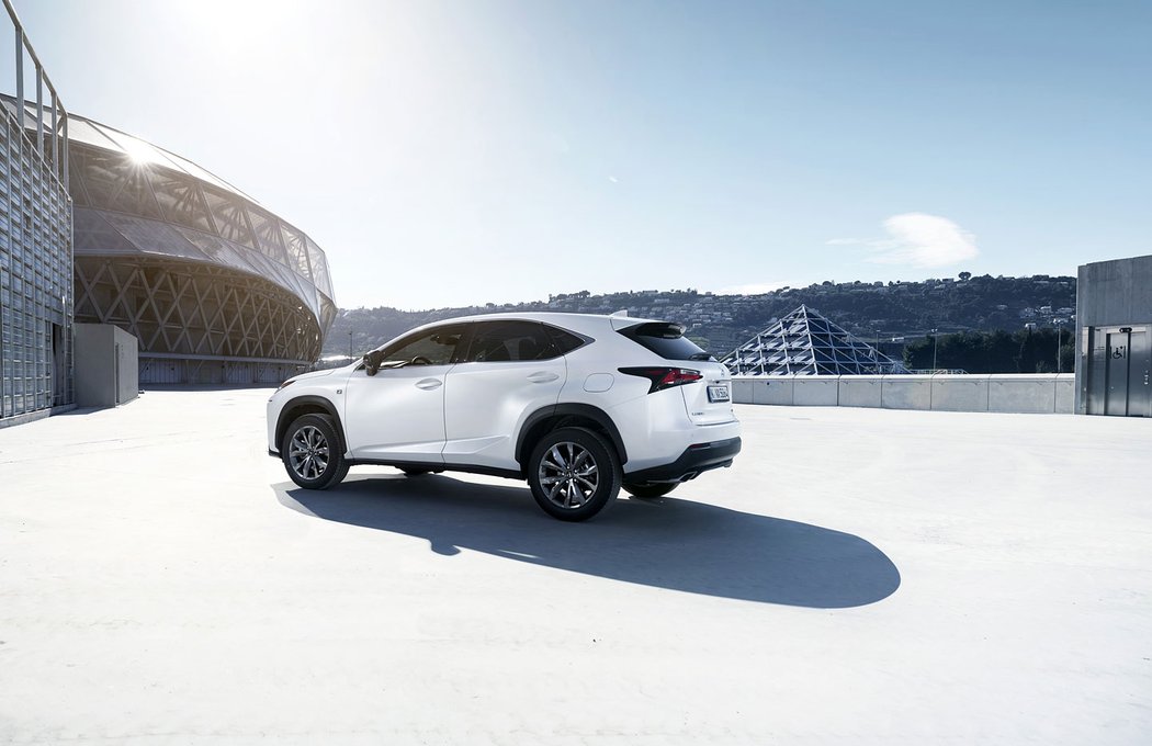 Lexus NX 200t