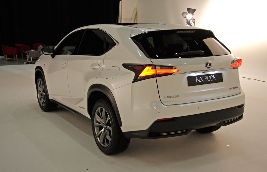 Lexus NX