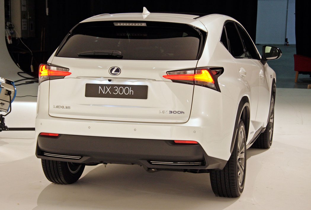 Lexus NX