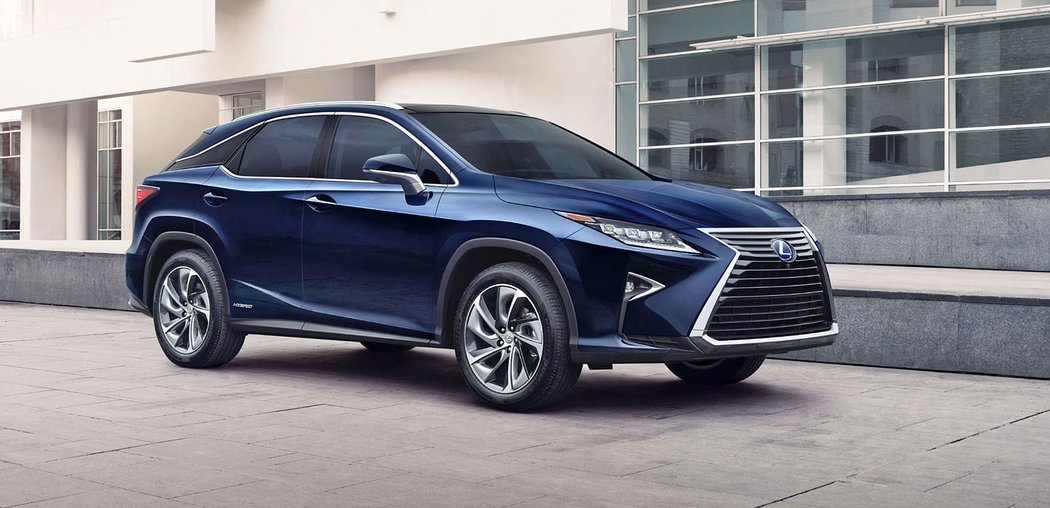 lexus premioveznacky strednitrida crossover