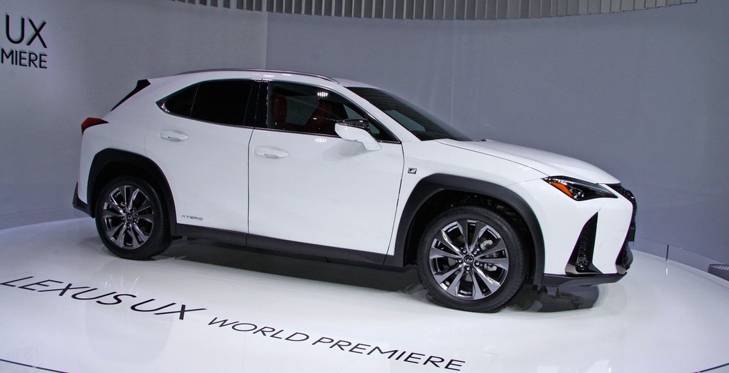 Lexus UX