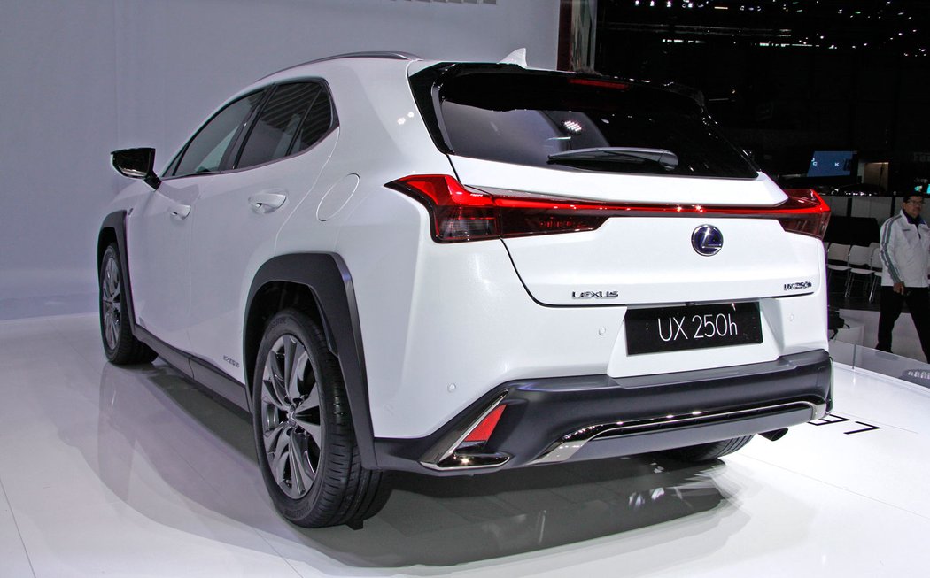 Lexus UX