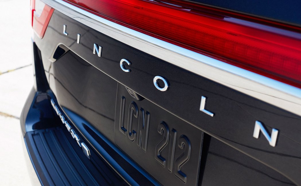 Lincoln Navigator