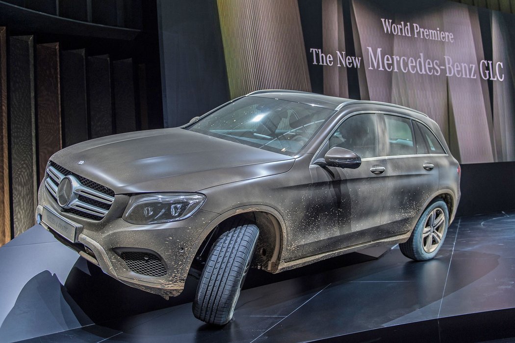 mercedesbenz premioveznacky vodikovaauta crossover