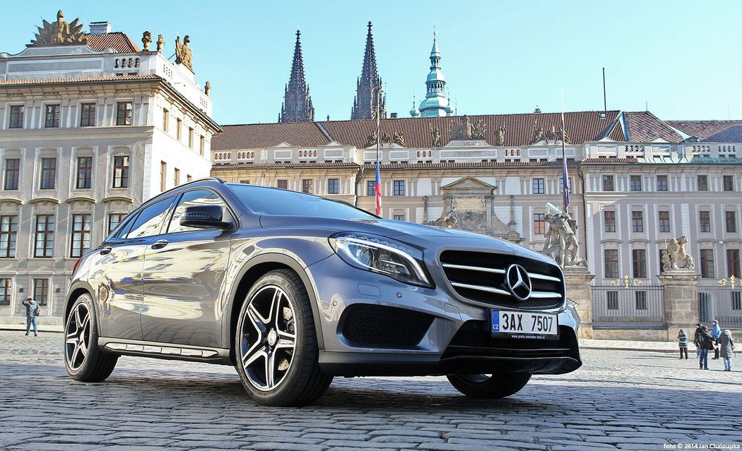 Mercedes-Benz GLA