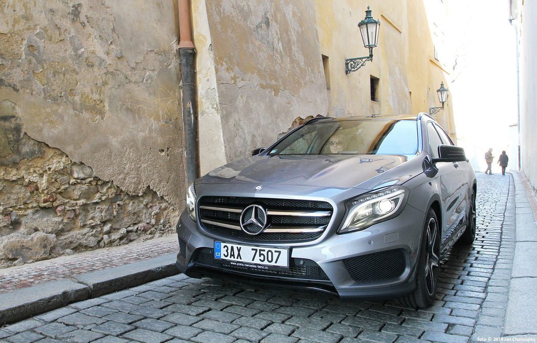 Mercedes-Benz GLA