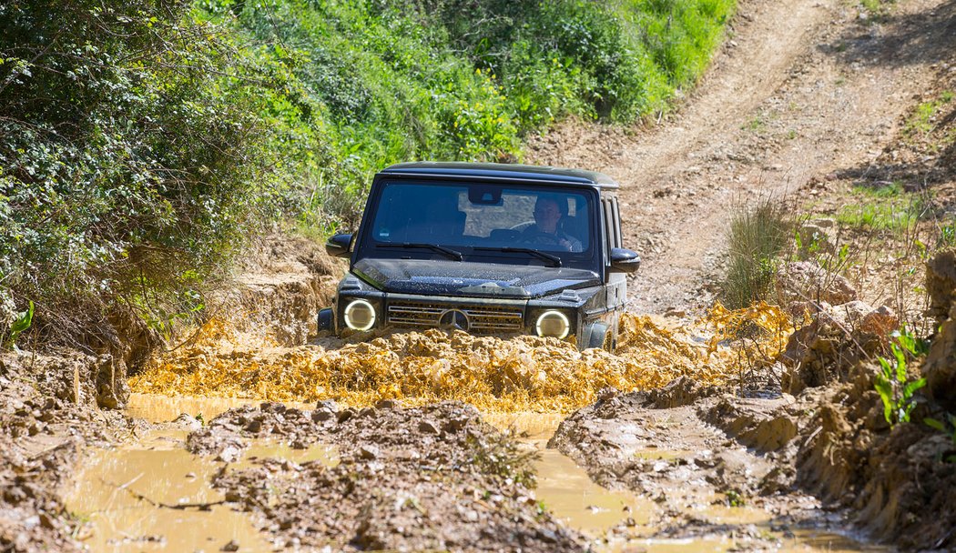 Mercedes-Benz G 500