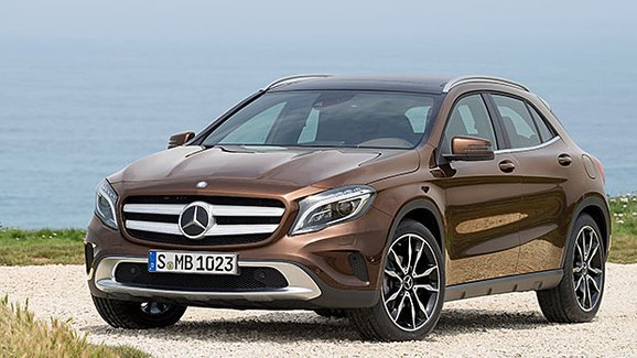 Mercedes GLA oficiálně: Na výšku měří jen 1494 mm!