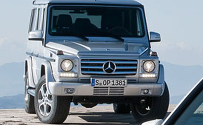 Mercedes-Benz třídy G odhalen na pozadí nového GLK