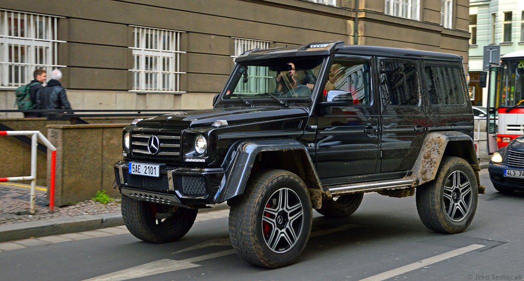 Mercedes-Benz G