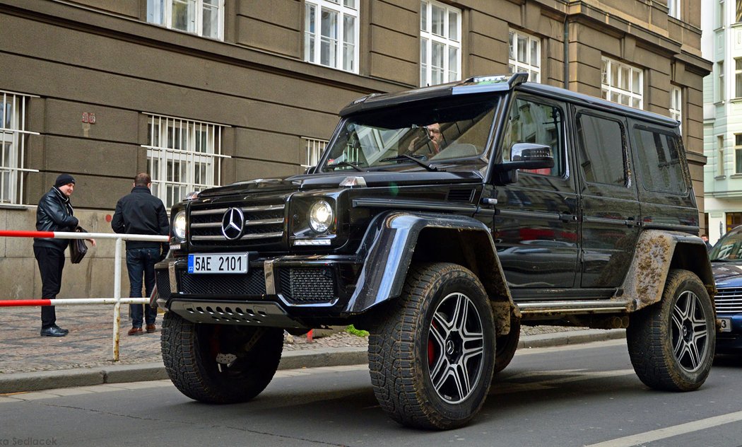 Mercedes-Benz G