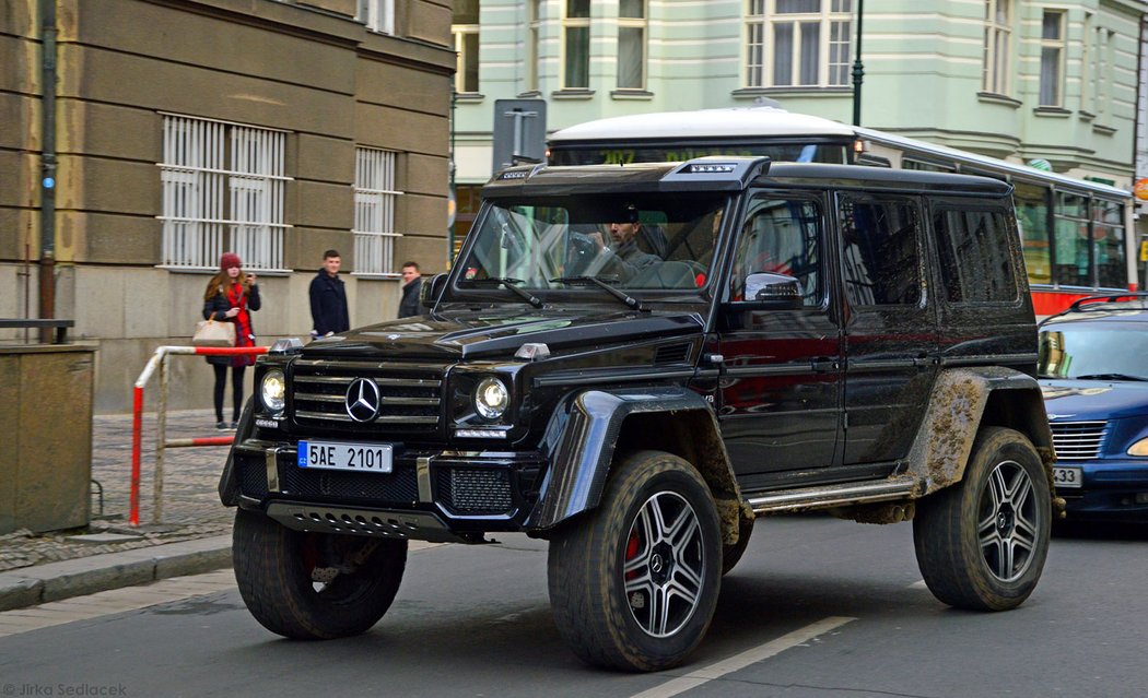 Mercedes-Benz G