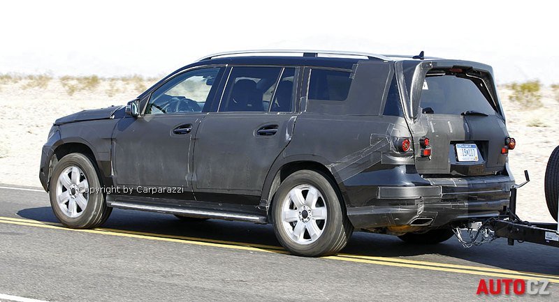 Mercedes-Benz GL (X166) - Špionážní fotografie (08/2011)