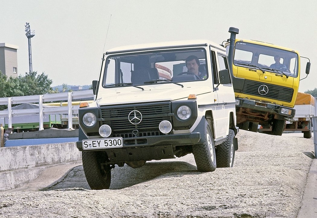 Mercedes-Benz 230 GE SWB (1982)