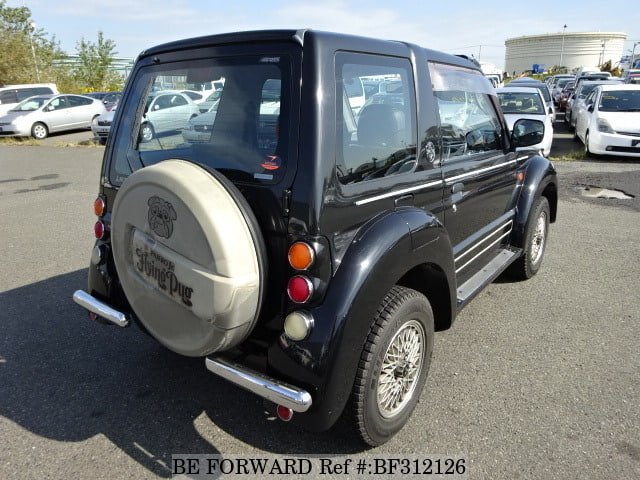 Mitsubishi Pajero Junior Flying Pug