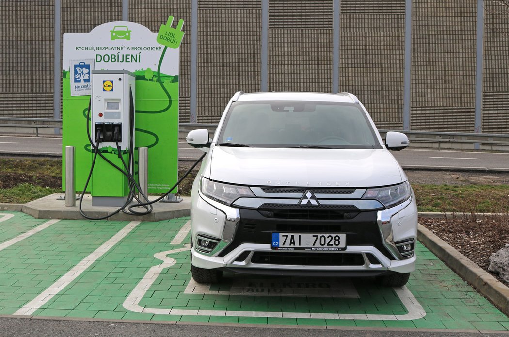 Mitsubishi Outlander PHEV