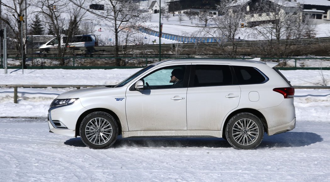 Mitsubishi Outlander PHEV