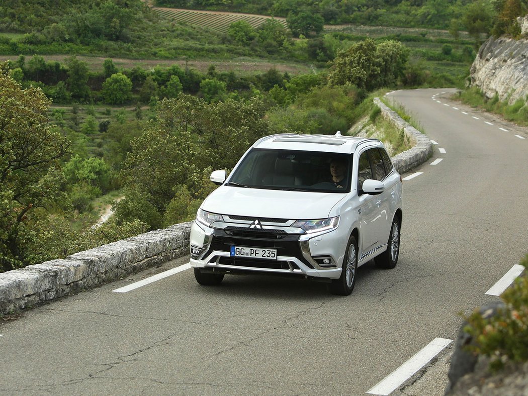 Mitsubishi Outlander PHEV