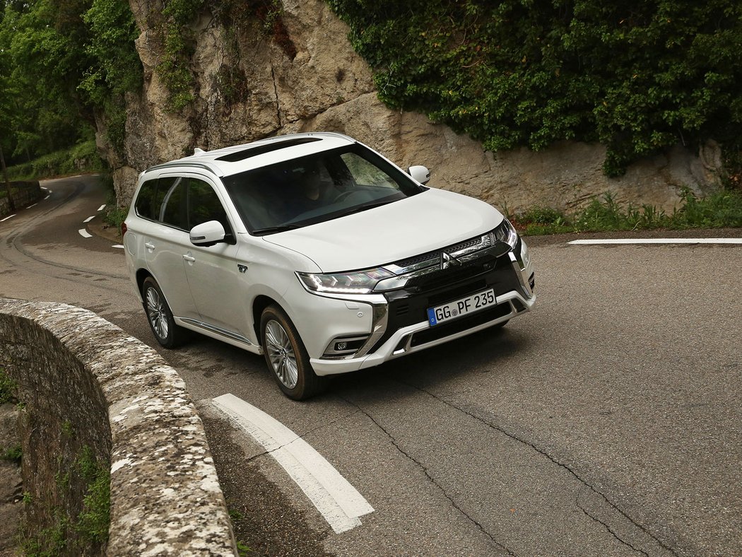 Mitsubishi Outlander PHEV