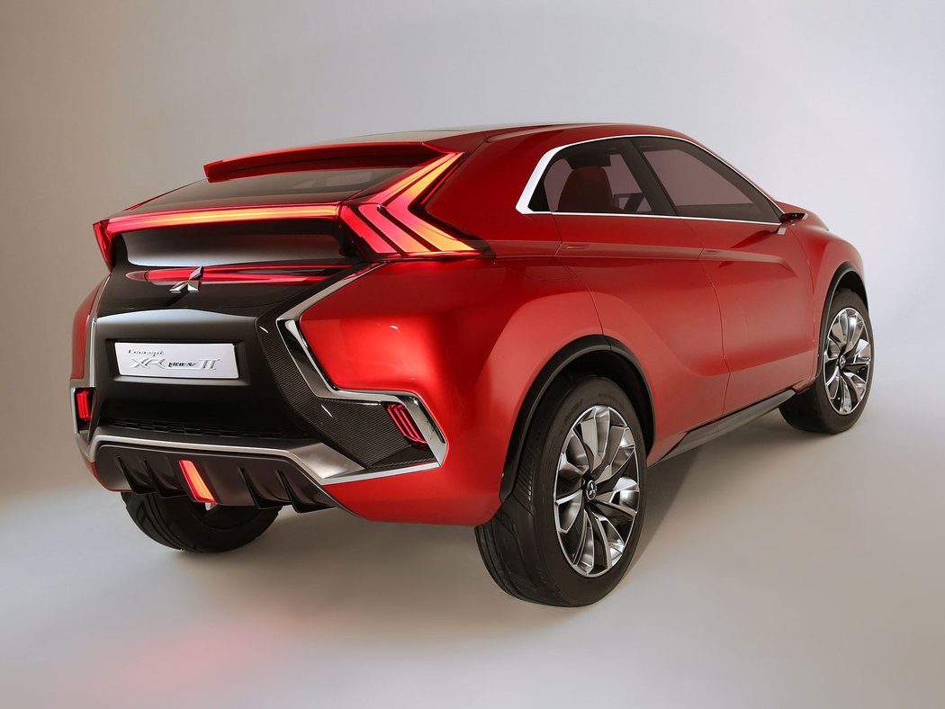 mitsubishi novemodely crossover