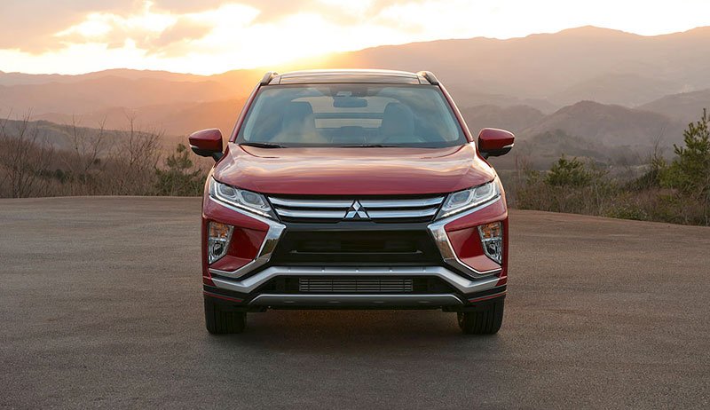 suv mitsubishi novemodely zeneva2017 crossover