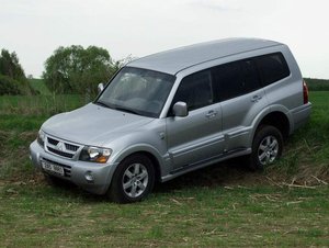 Retrotest Mitsubishi Pajero Dakar – Hotel Tři Diamanty
