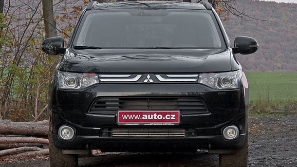 TEST Mitsubishi Outlander 2,2 DI-D – Japonský highlander