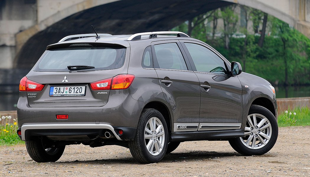 Mitsubishi ASX