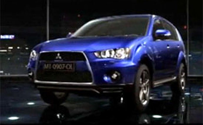 Video: Mitsubishi Outlander 2010 – SUV s novou tváří