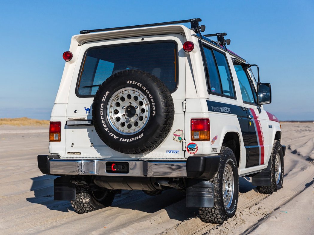 Mitsubishi Pajero (1988)