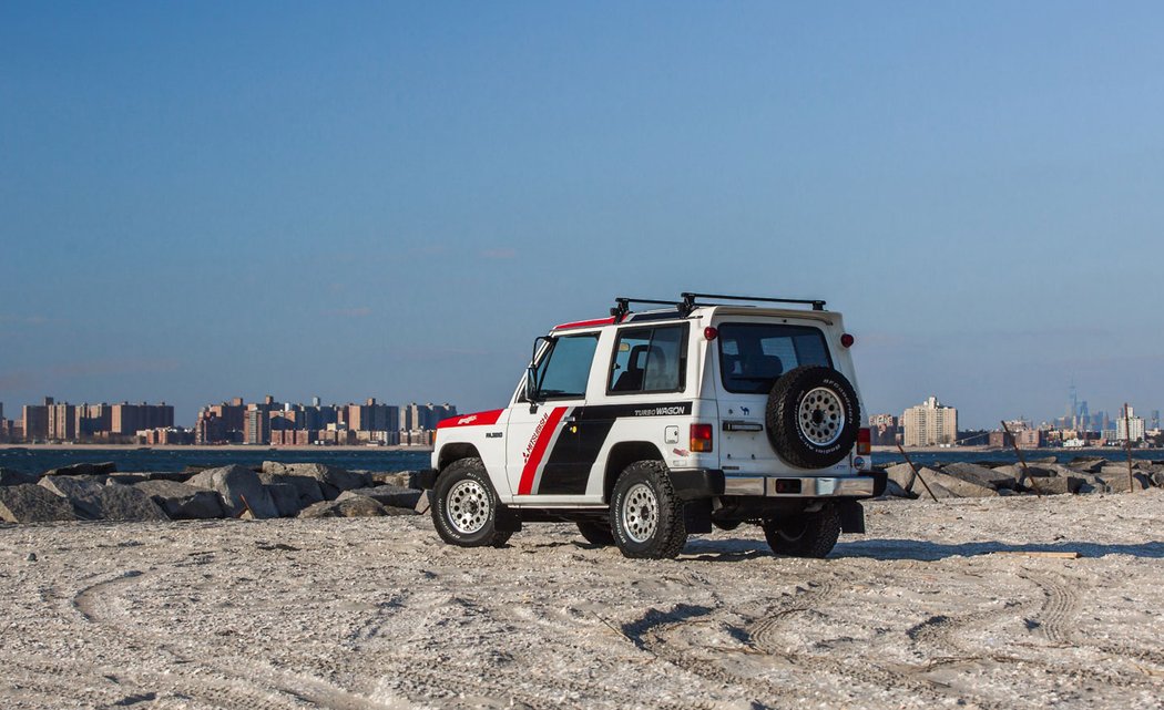 Mitsubishi Pajero (1988)