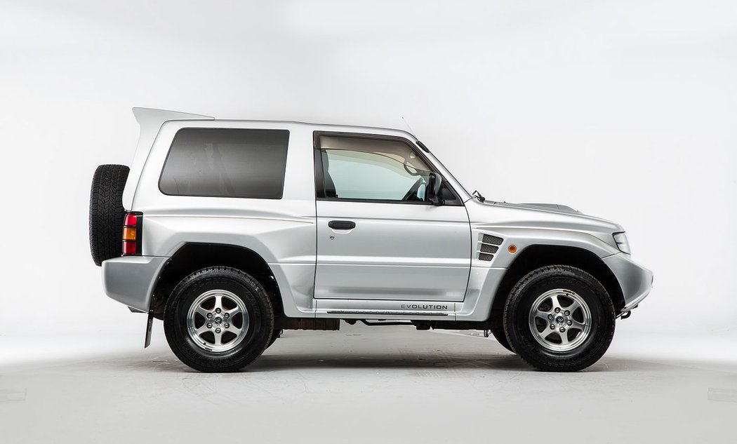 Mitsubishi Pajero Evolution