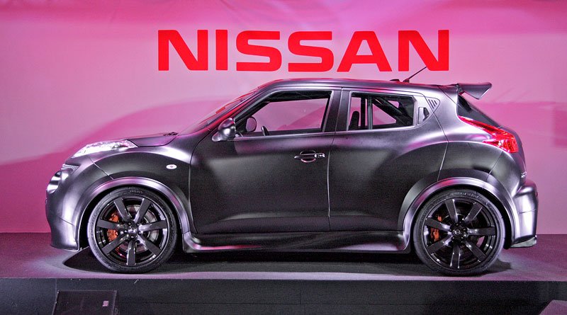 Nissan Juke-R - Předpremiéra ve Španělsku (11/2011)