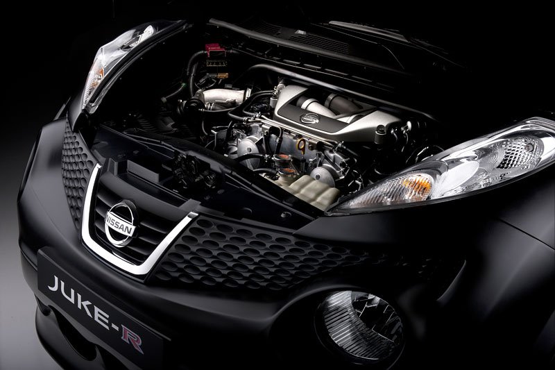 Nissan Juke-R - Oficiální fotografie (11/2011)