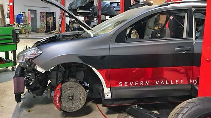 Víte, co je rychlejší než Koenigsegg? Tenhle Nissan Qashqai! Víte, co je rychlejší než Koenigsegg? Tenhle Nissan Qashqai!