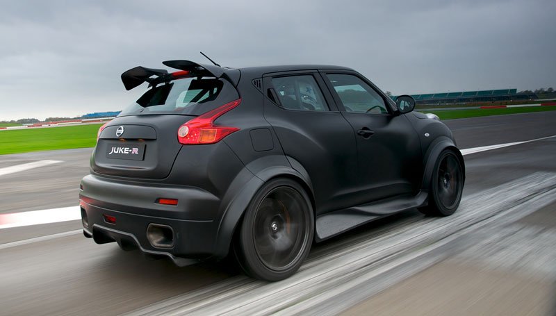 Nissan Juke-R - Oficiální fotografie (12/2011)