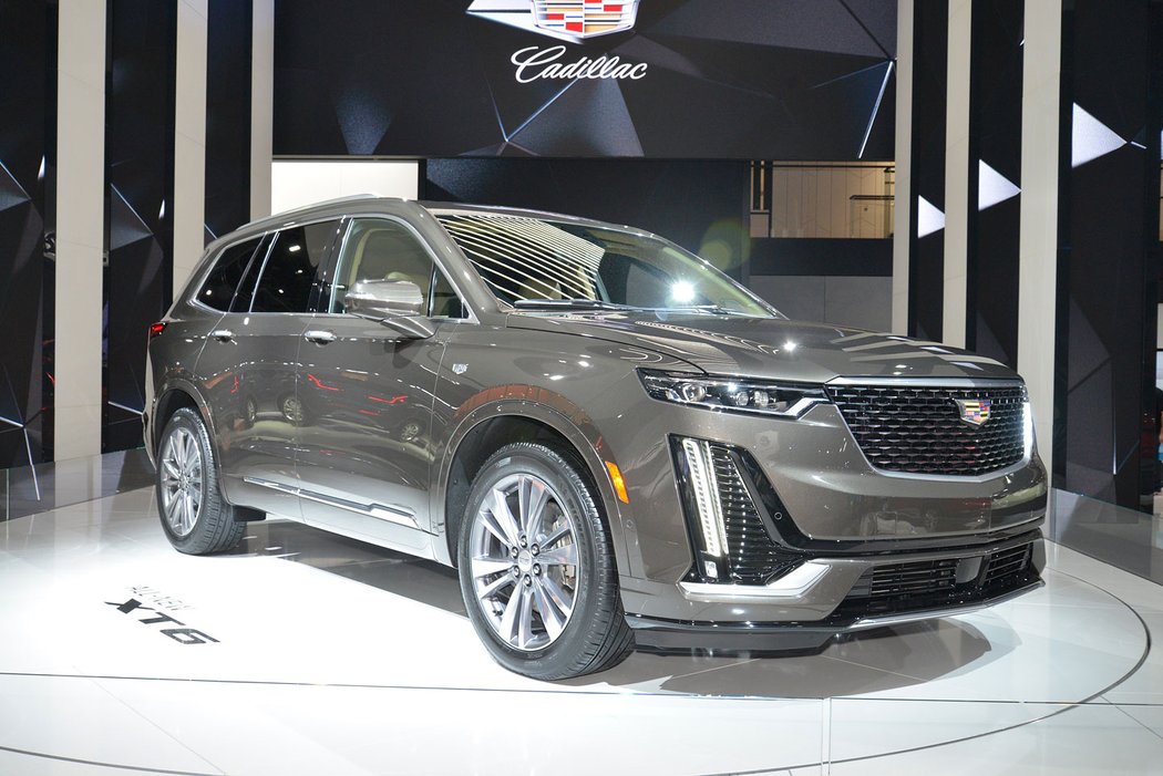 Cadillac XT6