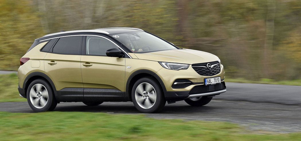 suv opel testy